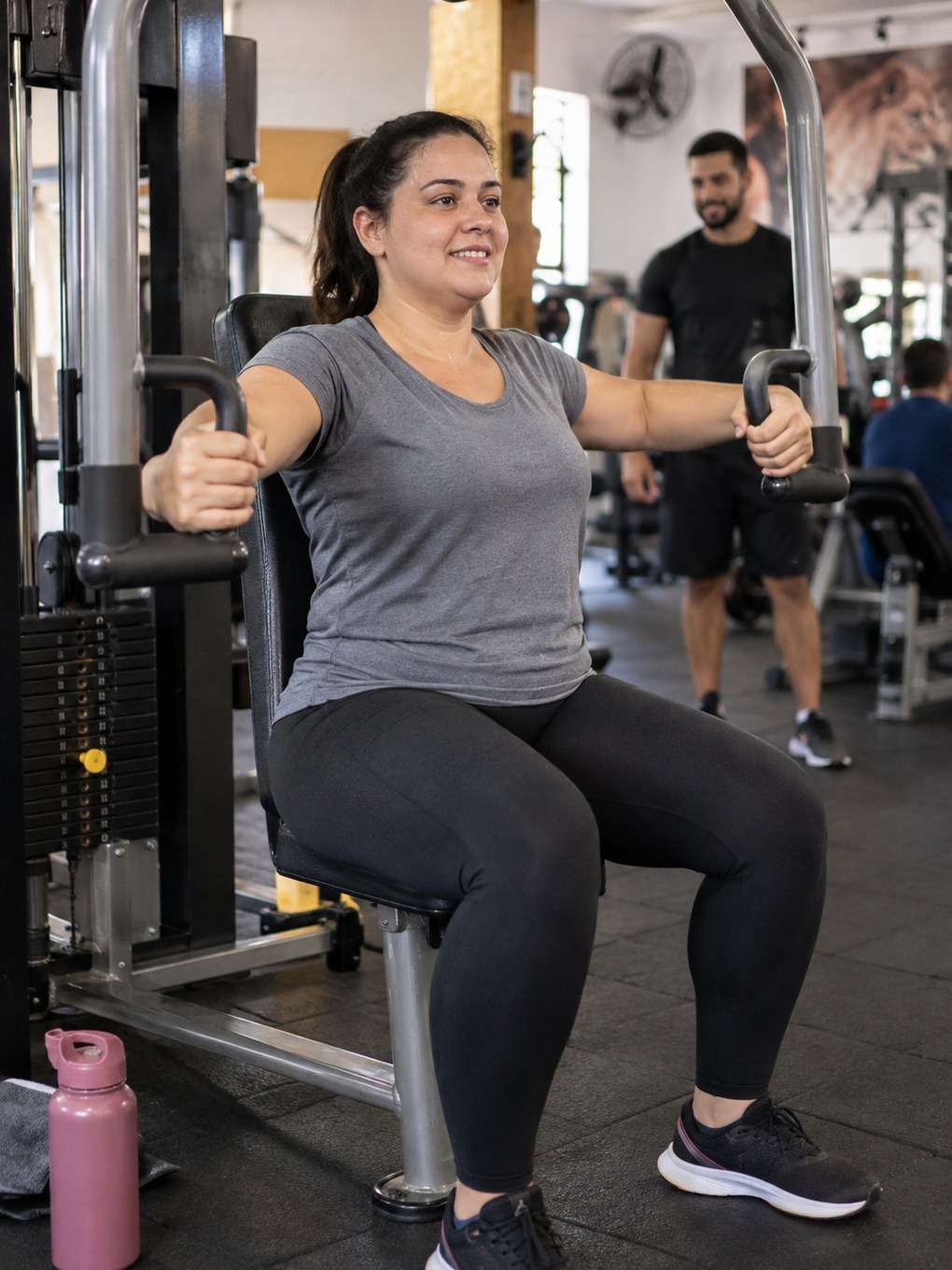 treino para iniciantes - exemplo de foto de academia