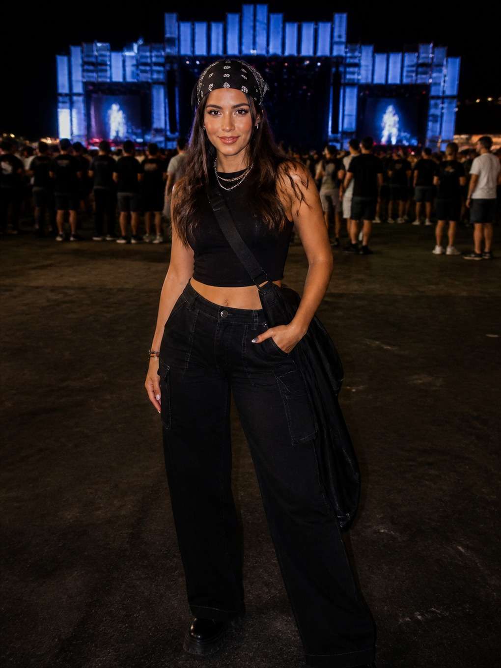 look com bandana e atitude - exemplo de prompts para look rock in rio