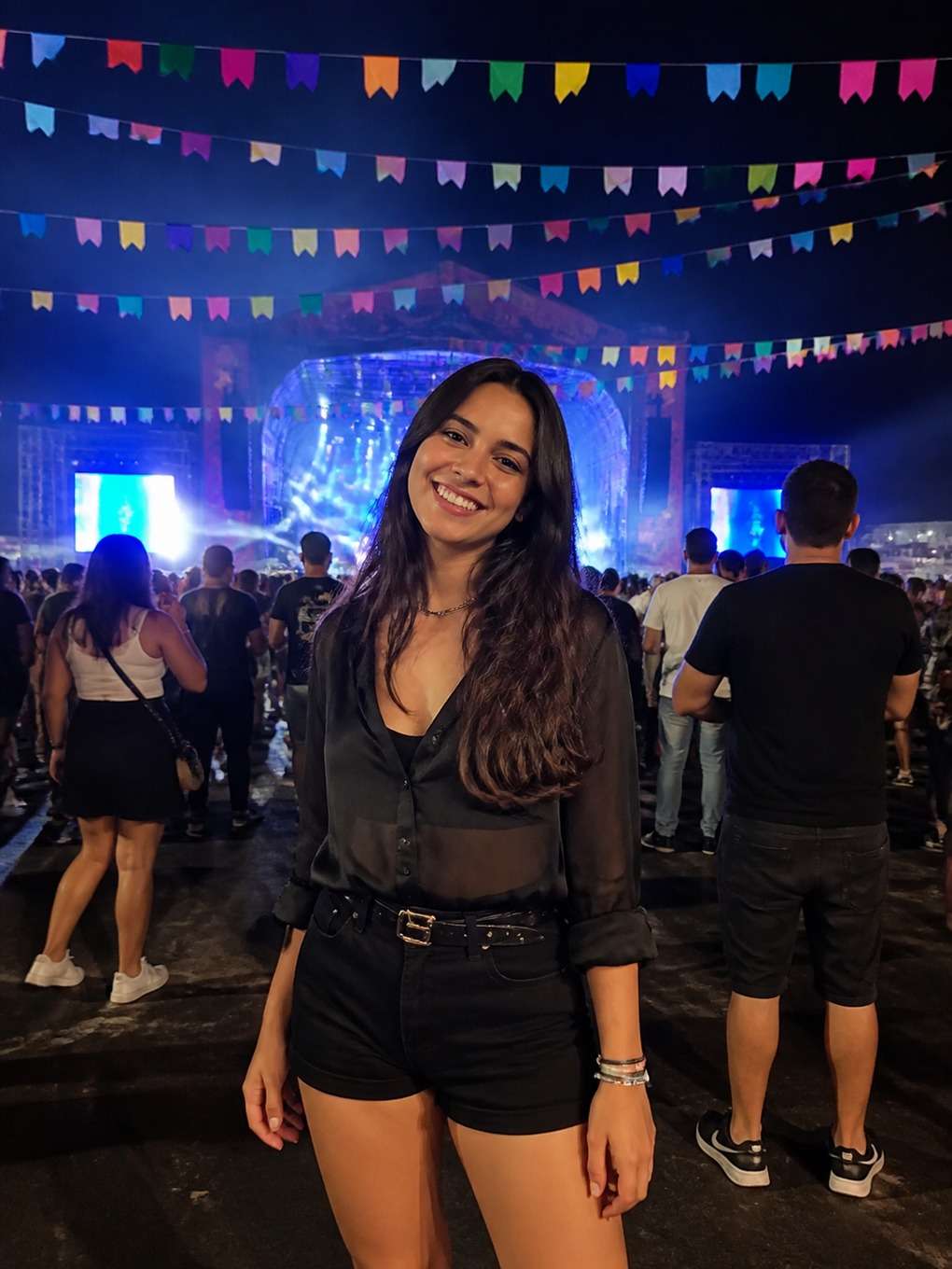 grupo de fãs com bandeirinhas - exemplo de fotos de festival k-pop