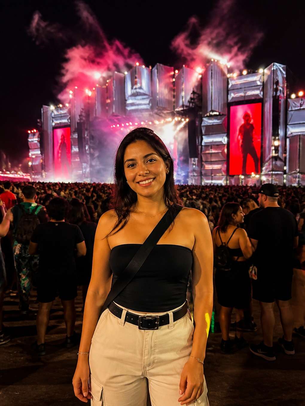 telões gigantes e fumaça de show - exemplo de fotos no rock in rio